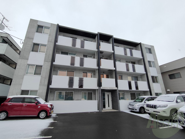建物外観　札幌市東区北二十条東「ＨＯＵＳＥＯＦＭＡＲＱＵＩＳＸ」