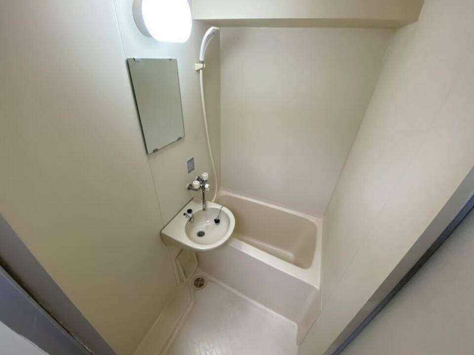 バス・シャワールーム　浴室