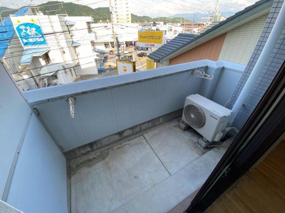 バルコニー　バルコニー