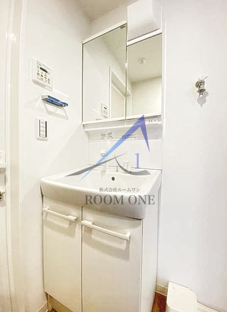 洗面設備　洗面台です。