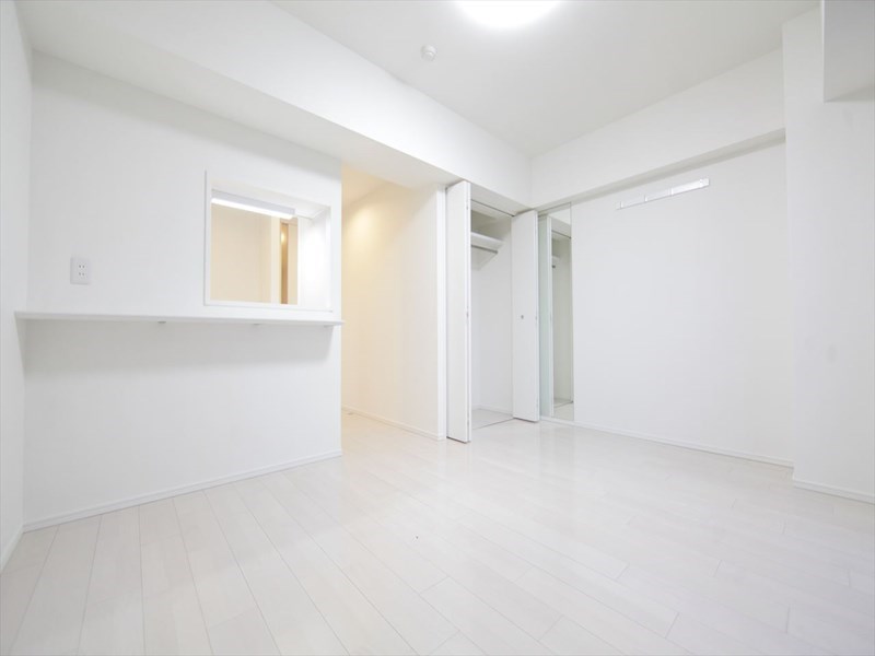 居室・リビング　洋室8帖　クローゼット付（収納充実してます）