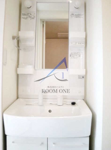 洗面設備　洗面台です。