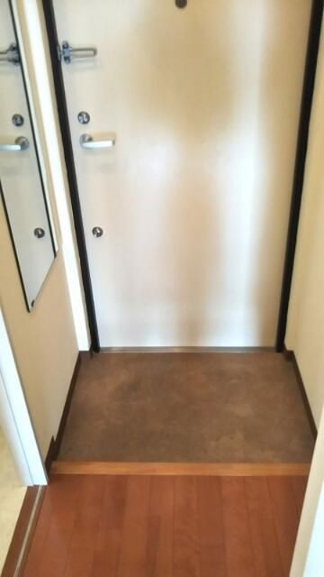 玄関　※別部屋写真参照