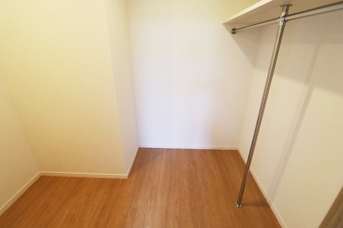 収納　別のお部屋の反転した写真になります。