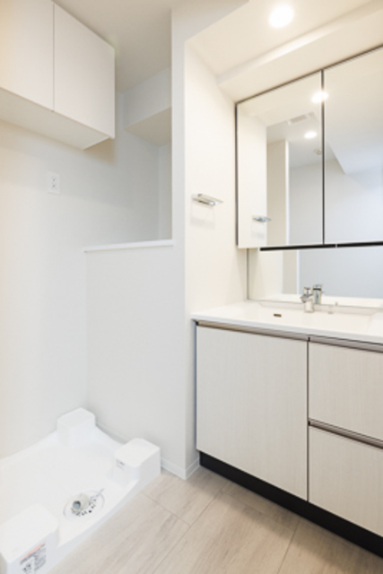 洗面設備　※写真は同タイプ住戸です。