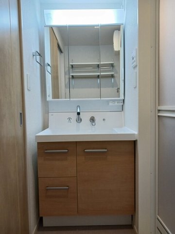 洗面設備　忙しい朝には欠かせない洗面所です