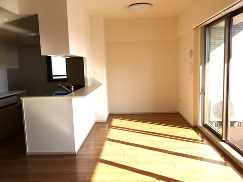 居室・リビング　LD約12.1畳　※2025年10月撮影