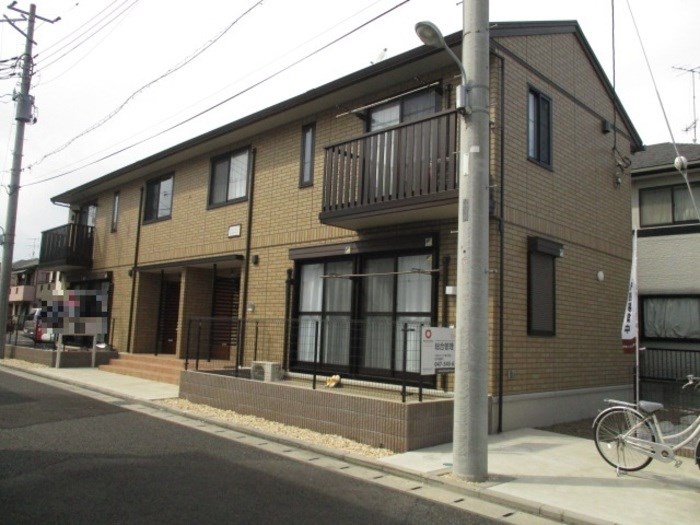 建物外観　六実駅徒歩９分（７２０ｍ）