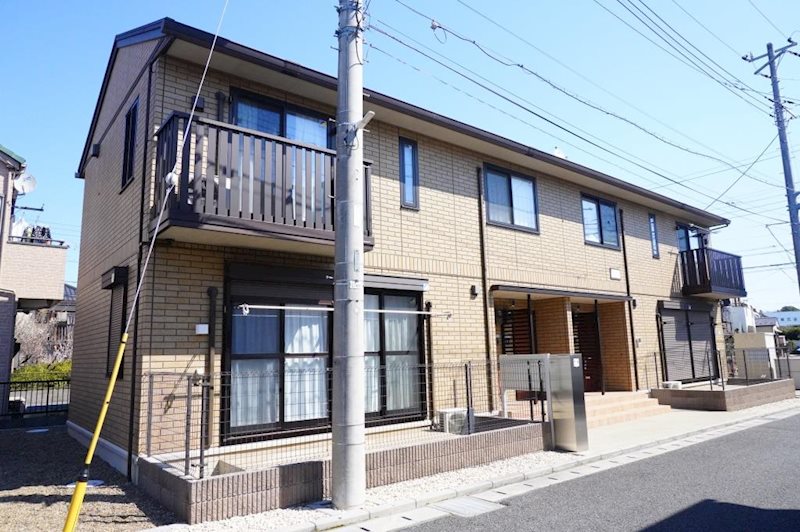 建物外観　六実駅徒歩９分（７２０ｍ）