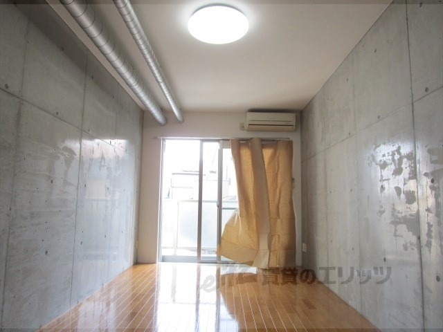 居室・リビング　居室