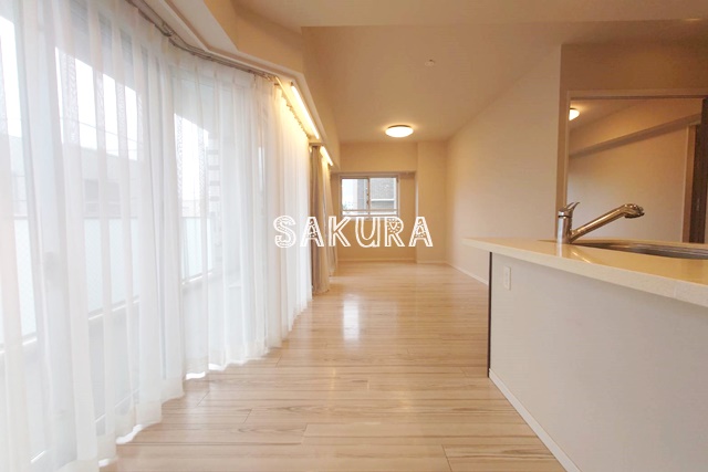 居室・リビング　開放感のあるゆったりとしたお部屋です♪