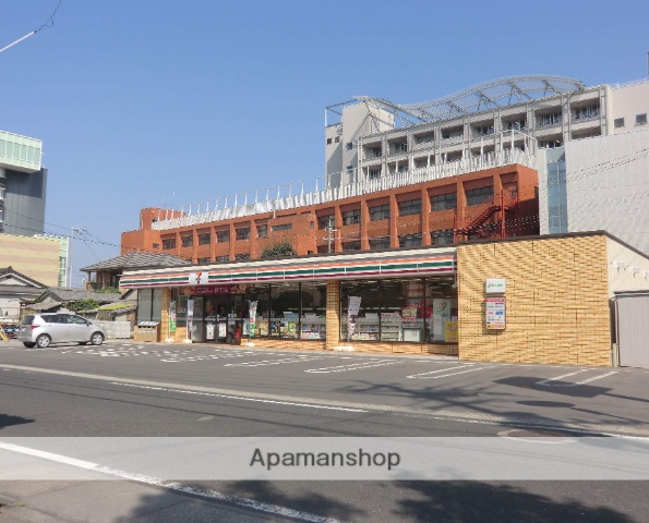 コンビニ　セブンイレブン鹿児島谷山中央２丁目店（コンビニ）まで379m