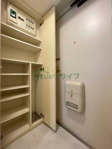 収納　プライムアーバン三軒茶屋III