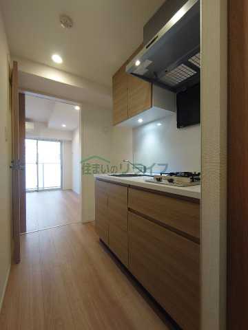 キッチン　別部屋の参考写真になります。