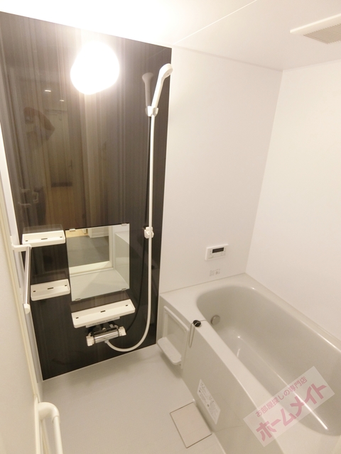 バス・シャワールーム　追い焚き付で寒い日も温まります♪