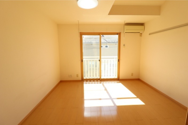 居室・リビング　図面と現状に相違がある場合には現状を優先