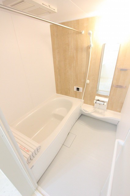 バス・シャワールーム　※別室参照、現況を優先いたします。