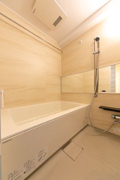 バス・シャワールーム　☆ゆっくりくつろげるお風呂☆