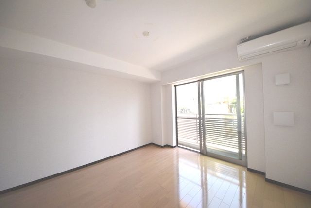 その他部屋・スペース　★洋室8.2帖★