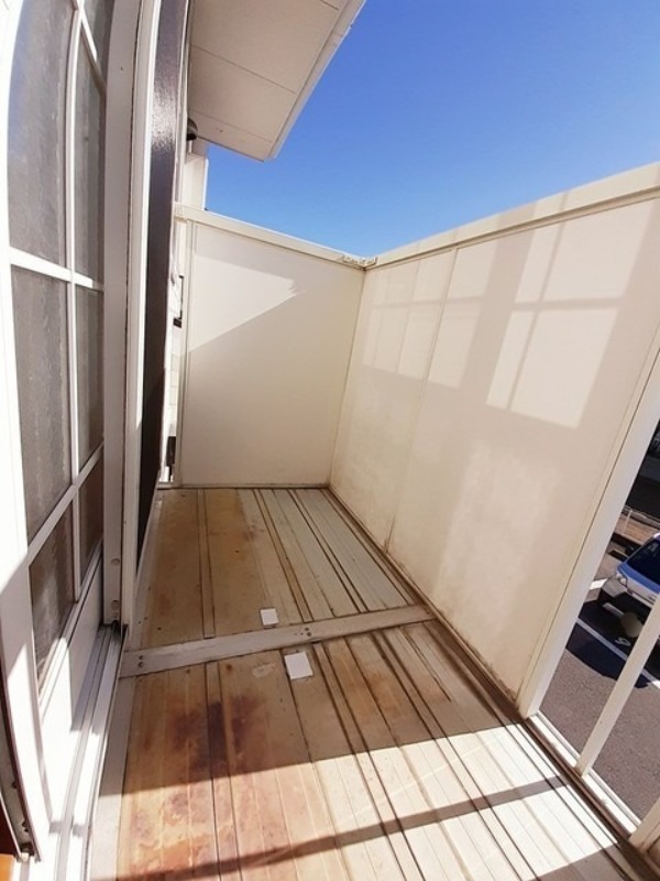 バルコニー　図面と現状に相違がある場合には現状を優先