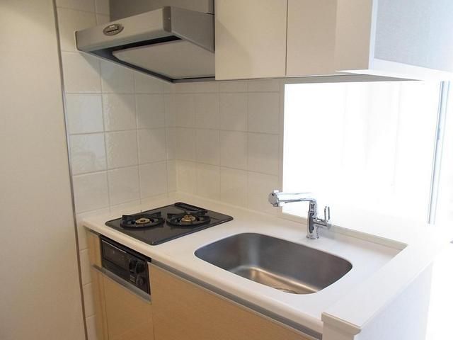 キッチン　２口ガスシステムキッチングリル付き