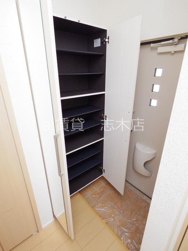 玄関　※別号室写真