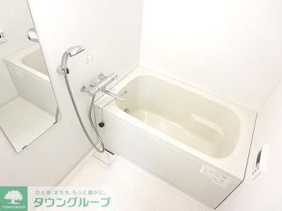 バス・シャワールーム　★追い焚き機能付きバスルーム★