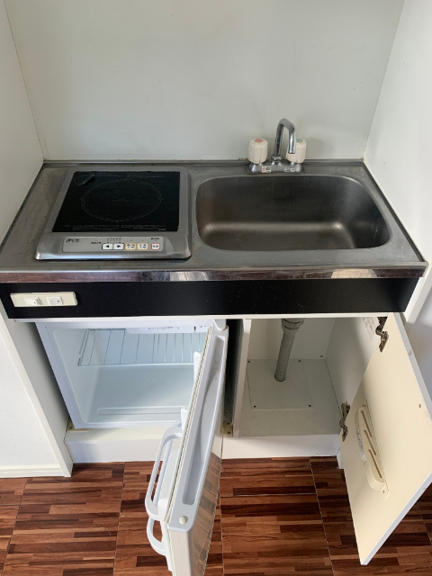 キッチン　※２０１号室の別部屋写真となります。