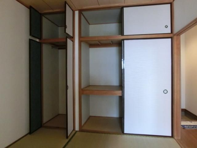 収納　和室の収納スペース