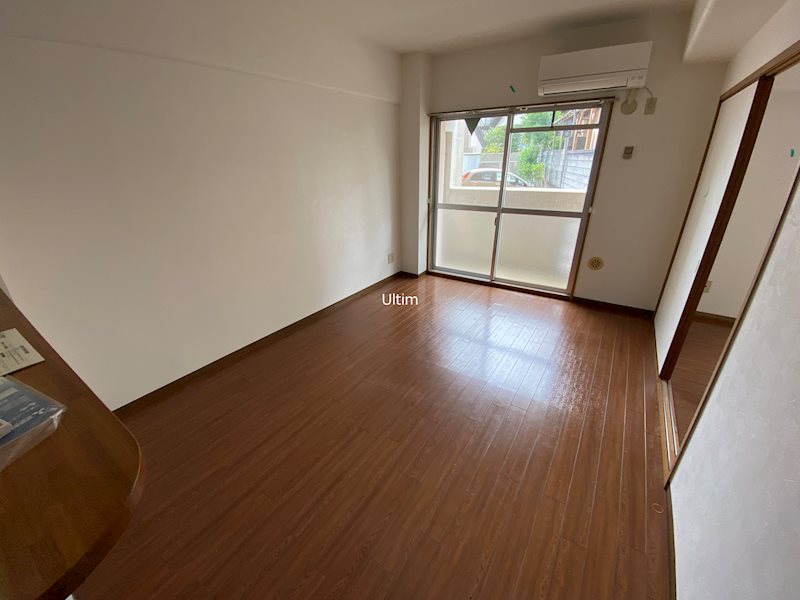 居室・リビング　※同タイプの他のお部屋です