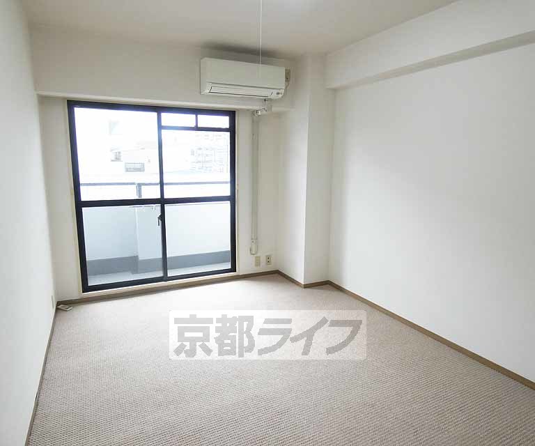 居室・リビング　綺麗なお部屋です