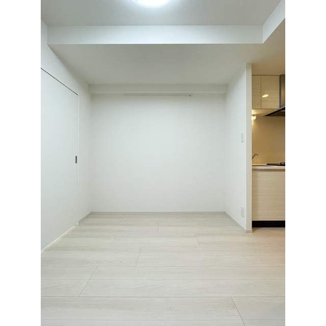 居室・リビング　☆明るい洋室☆