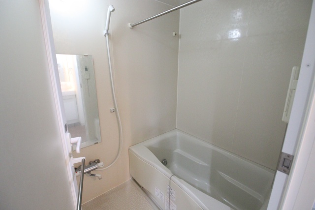 バス・シャワールーム　※別室の参考写真の為、現況優先です。