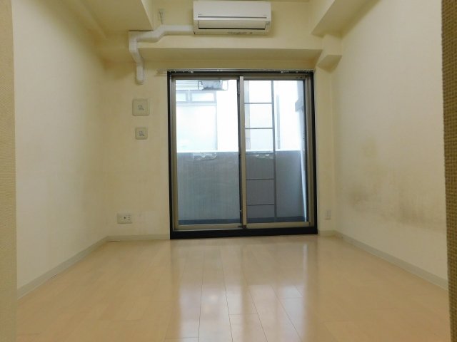 その他部屋・スペース　落ち着いて過ごせるお部屋なので、寝室にいかがでしょうか