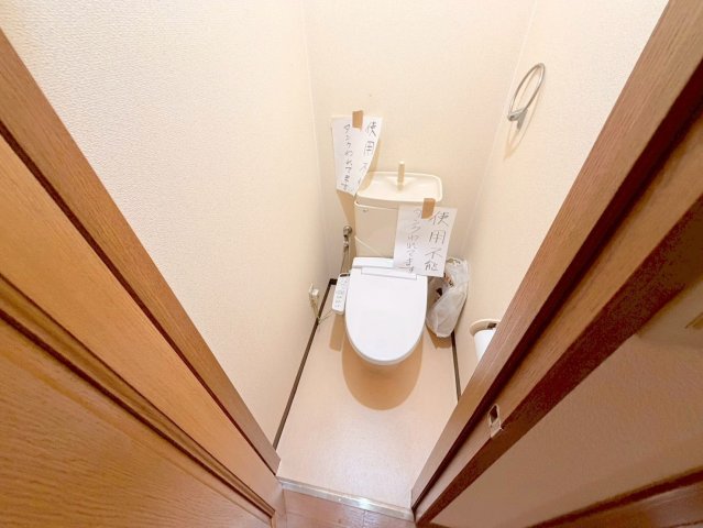 トイレ　清潔感のあるトイレは、誰もがリラックスできる空間です。