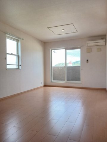 居室・リビング　ゆったりとした居間です