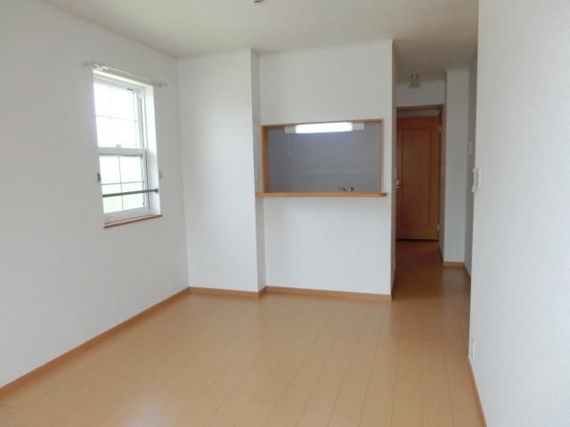 居室・リビング　開放感のある室内