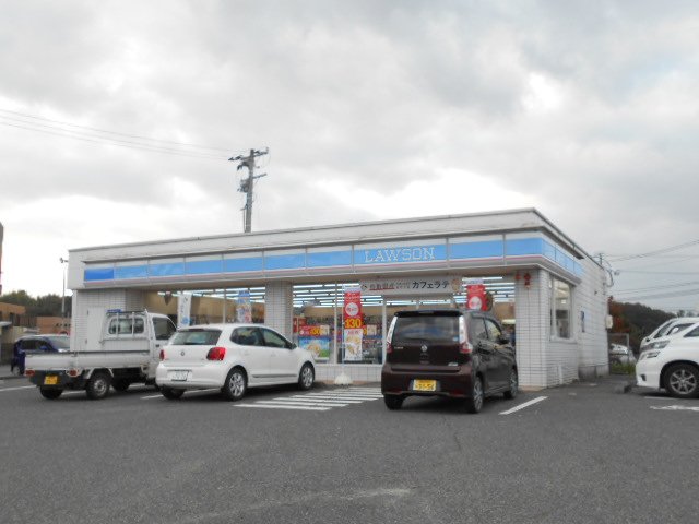 コンビニ　ローソン　美作インター店（コンビニ）まで1408m
