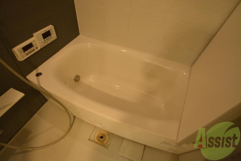 バス・シャワールーム　広い浴室です