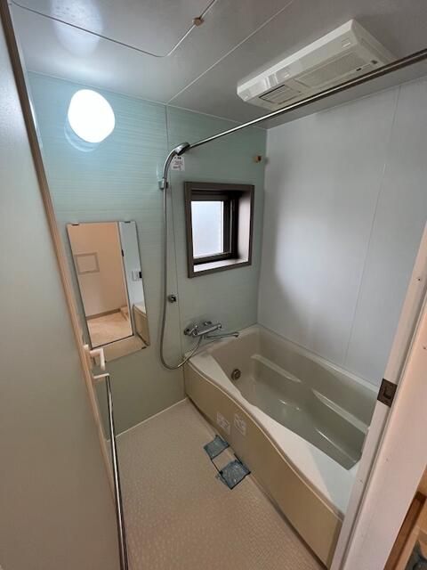 バス・シャワールーム　お風呂です