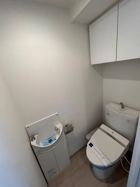 トイレ　ゆったりとした空間のトイレです