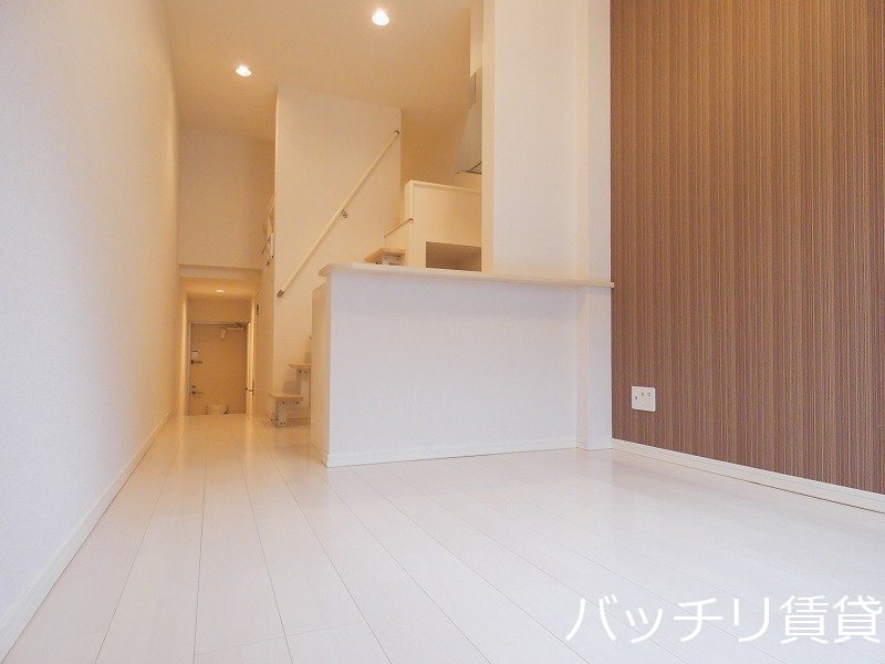 居室・リビング　別号室写真の為、現状を優先いたします