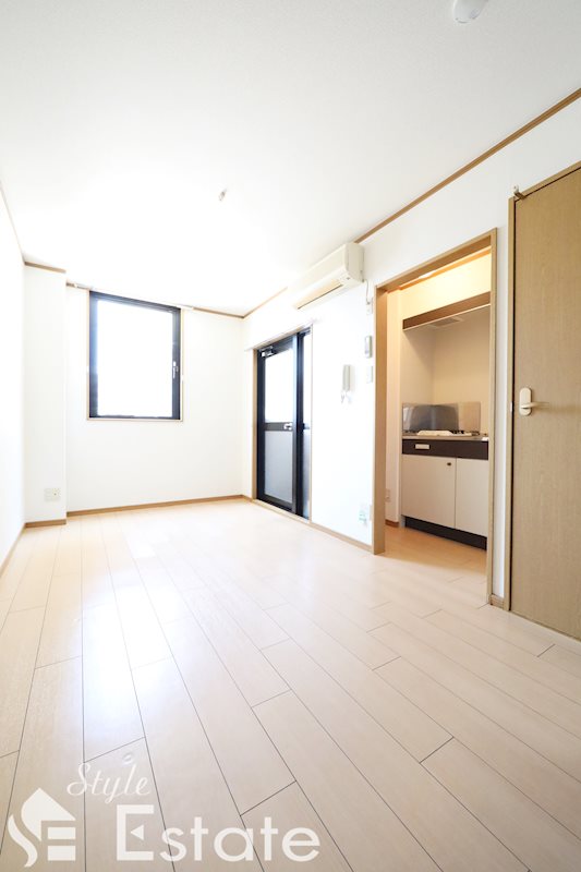 居室・リビング　リビング