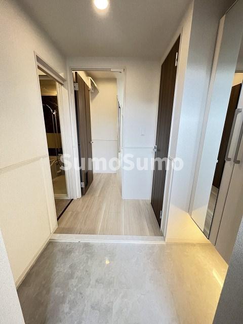 玄関　収納もある玄関です