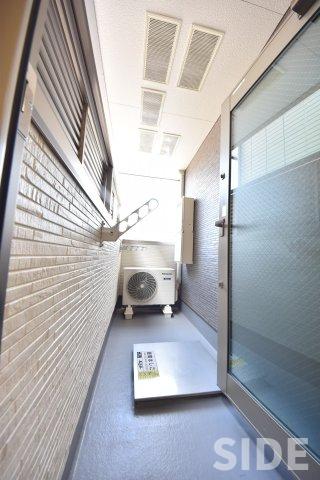 バルコニー　※同シリーズ参考画像