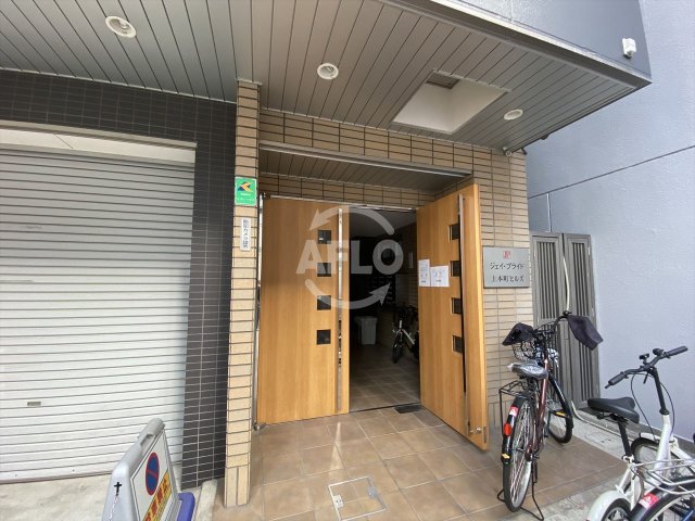 エントランス　ジェイ・プライド上本町ヒルズ　エントランス