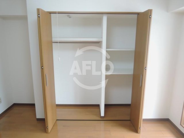 収納　ジェイ・プライド上本町ヒルズ　クロゼット