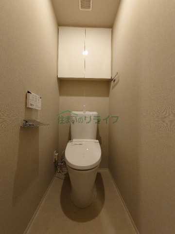 トイレ　シーズンフラッツ根岸