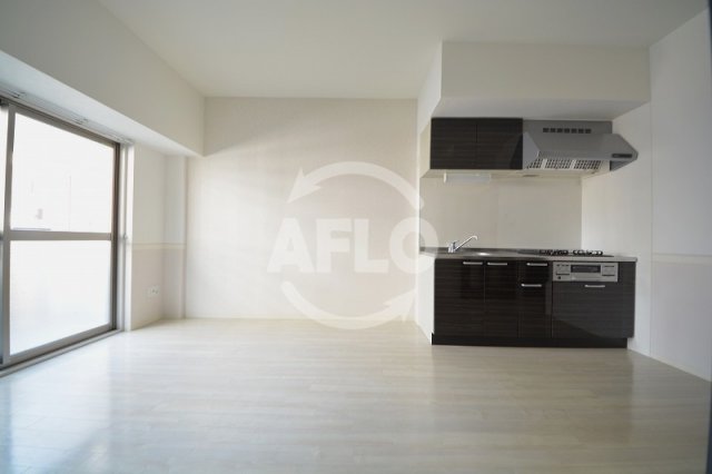 居室・リビング　ユイットアルブル上町台　リビング