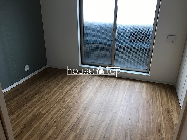 居室・リビング　良い雰囲気のフローリング採用♪